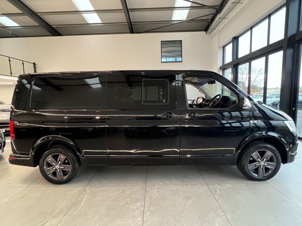 Used Volkswagen Transporter Shuttle 2017 for sale - 76454218: Photo 2