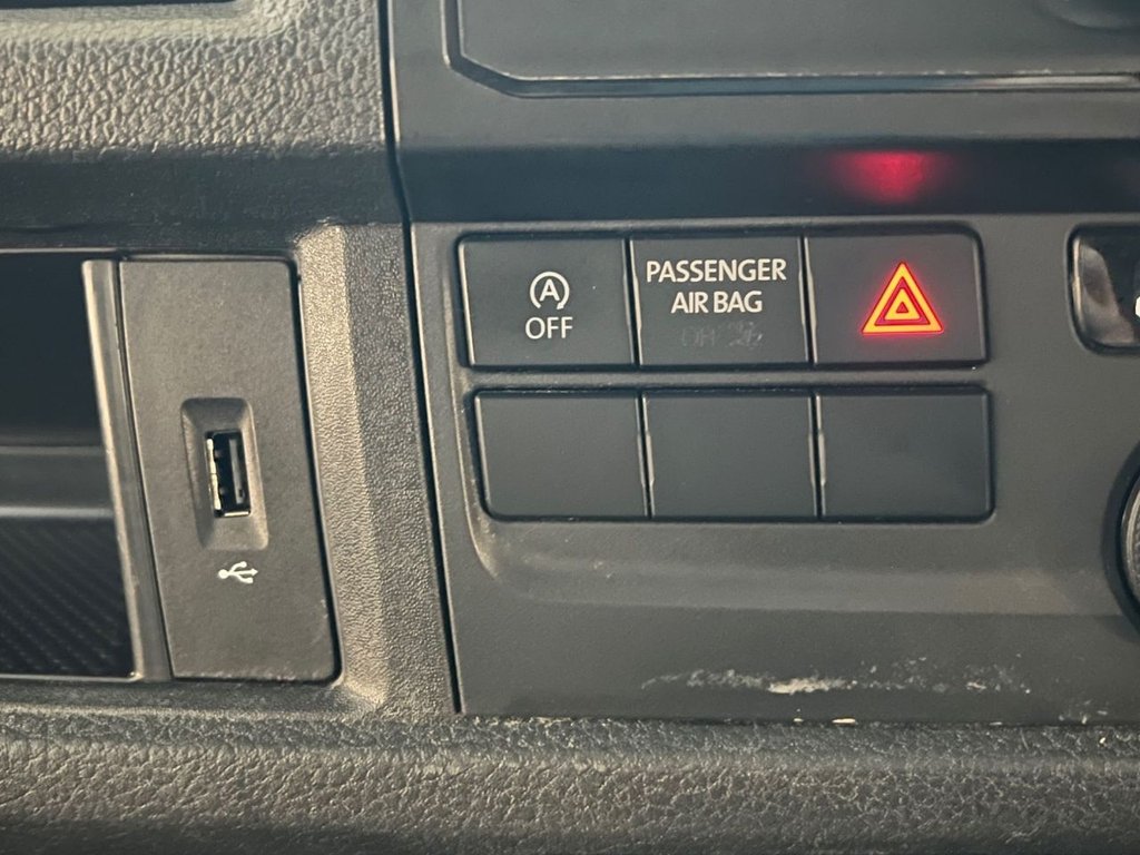 Used Volkswagen Transporter Shuttle 2017 for sale - 76454218: Photo 34