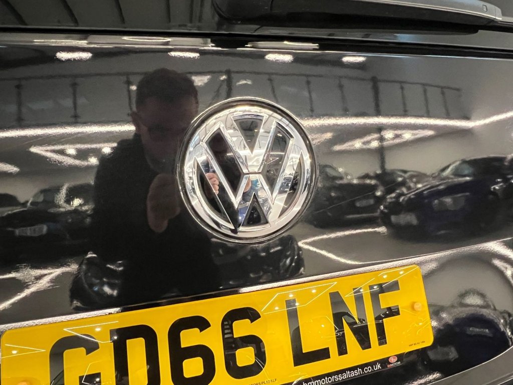 Used Volkswagen Transporter Shuttle 2017 for sale - 76454218: Photo 38