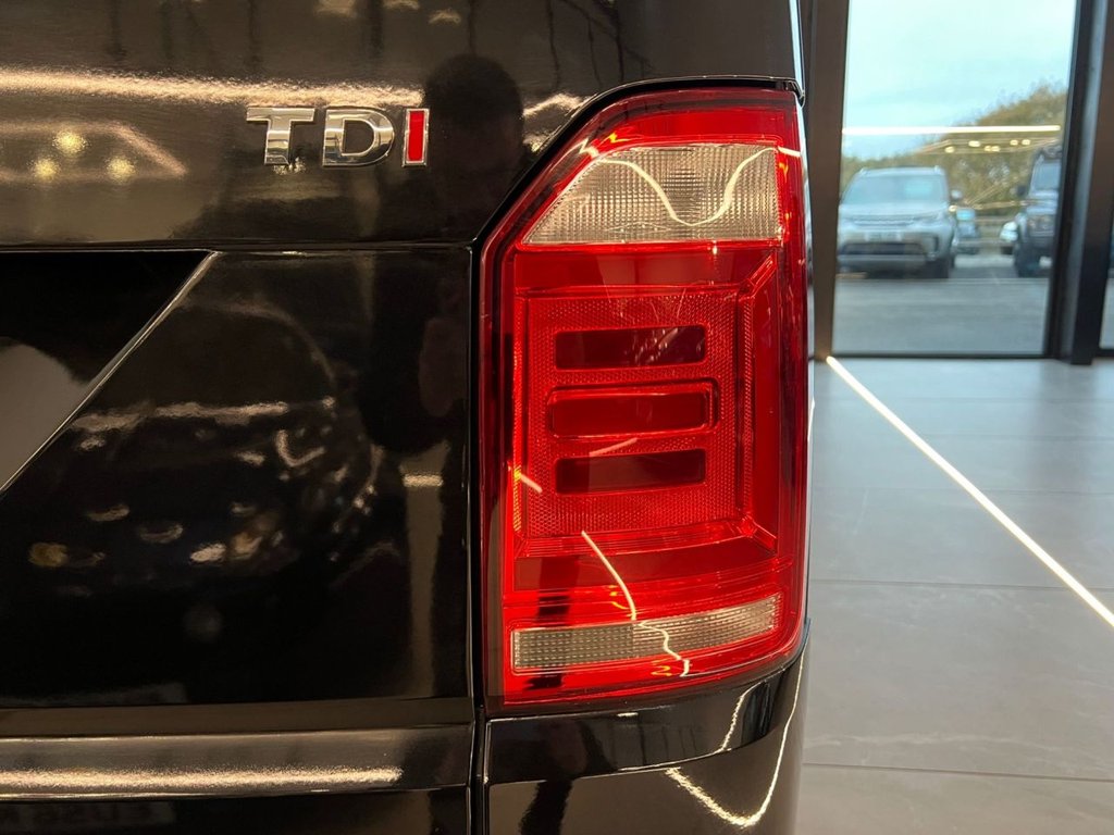 Used Volkswagen Transporter Shuttle 2017 for sale - 76454218: Photo 39