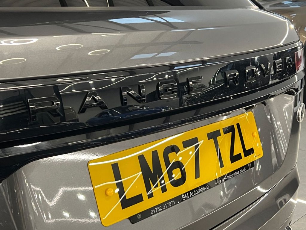 Used Land Rover Range Rover Velar 2017 for sale - 76985798: Photo 17