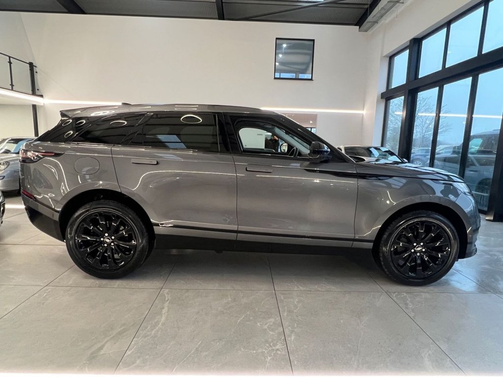 Used Land Rover Range Rover Velar 2017 for sale - 76985798: Photo 2