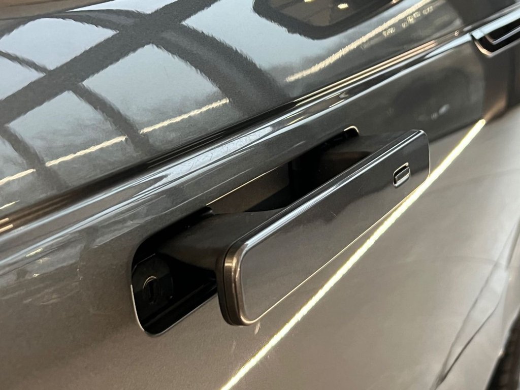 Used Land Rover Range Rover Velar 2017 for sale - 76985798: Photo 23