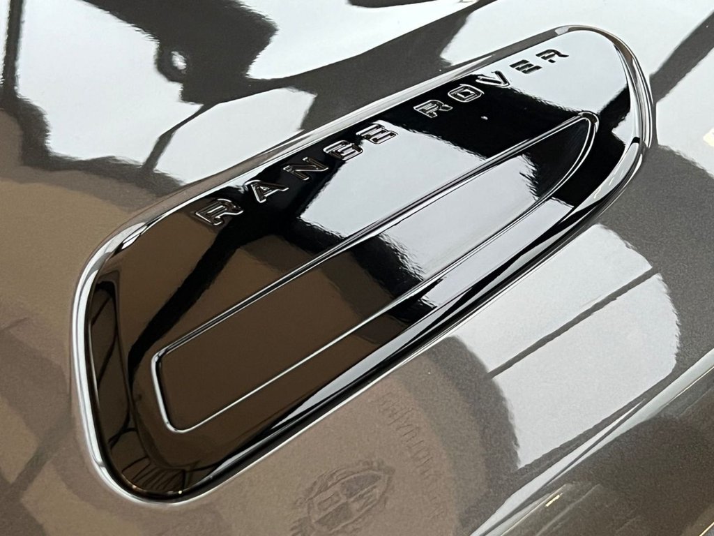 Used Land Rover Range Rover Velar 2017 for sale - 76985798: Photo 26