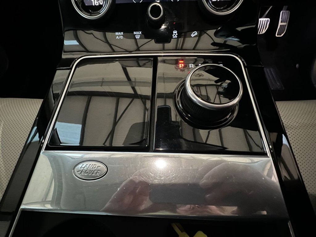 Used Land Rover Range Rover Velar 2017 for sale - 76985798: Photo 37