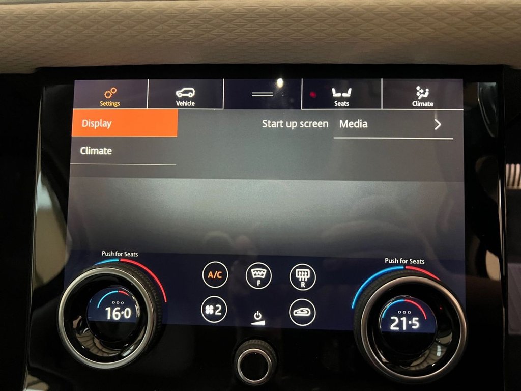 Used Land Rover Range Rover Velar 2017 for sale - 76985798: Photo 39