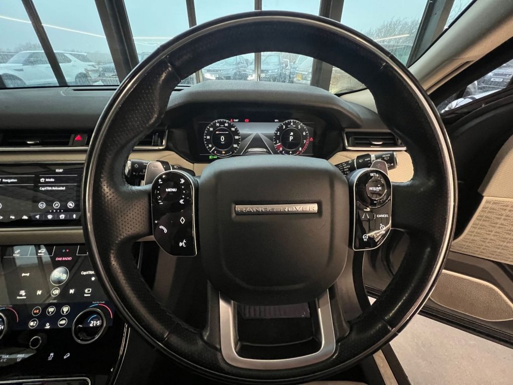 Used Land Rover Range Rover Velar 2017 for sale - 76985798: Photo 4