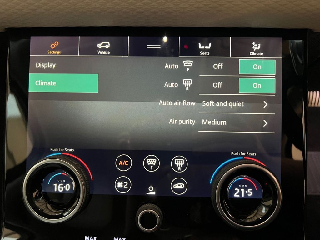 Used Land Rover Range Rover Velar 2017 for sale - 76985798: Photo 44