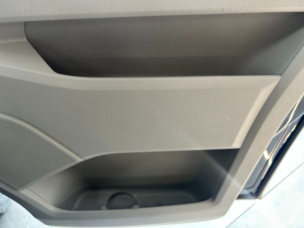 Used Volkswagen Transporter 2016 for sale - 77836062: Photo 23