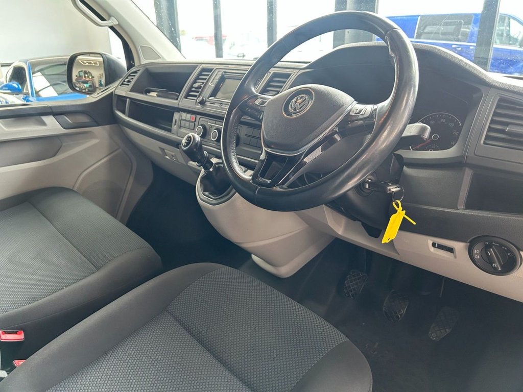 Used Volkswagen Transporter 2016 for sale - 77836062: Photo 3