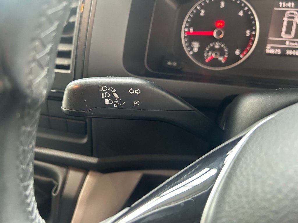 Used Volkswagen Transporter 2016 for sale - 77836062: Photo 31