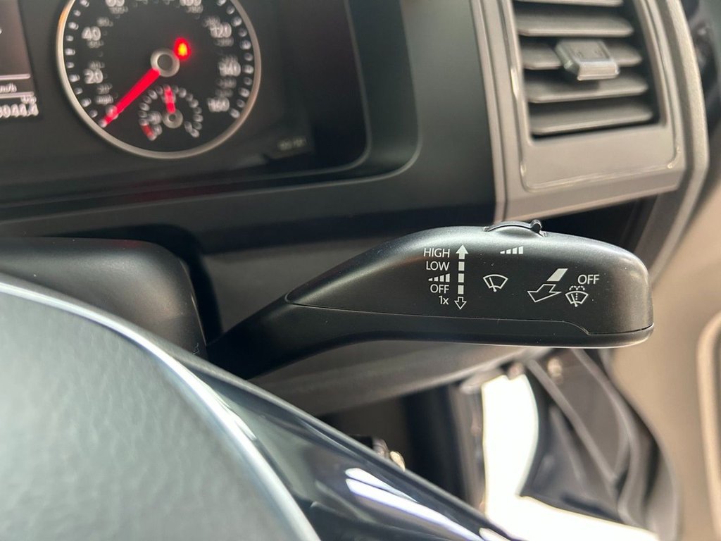 Used Volkswagen Transporter 2016 for sale - 77836062: Photo 33