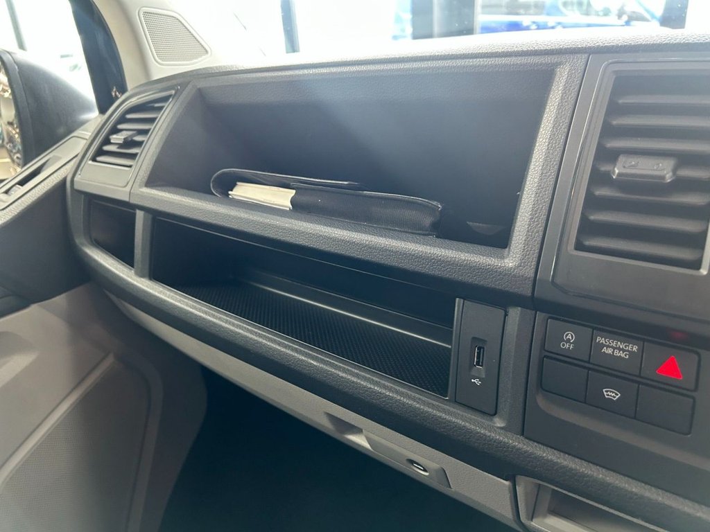 Used Volkswagen Transporter 2016 for sale - 77836062: Photo 47