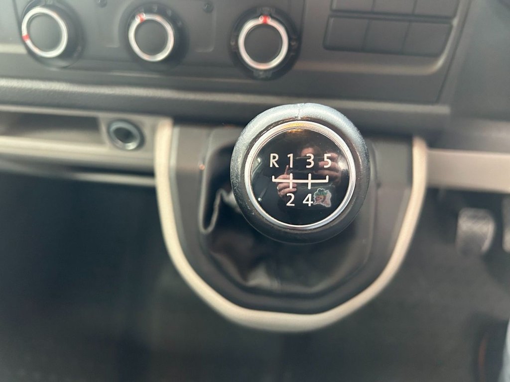 Used Volkswagen Transporter 2016 for sale - 77836062: Photo 50