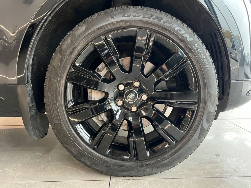 Used Land Rover Discovery 2019 for sale - 76395828: Photo 15