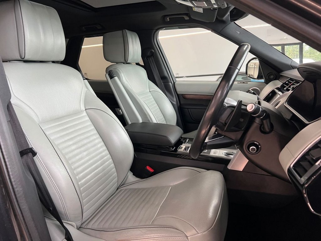 Used Land Rover Discovery 2019 for sale - 76395828: Photo 3