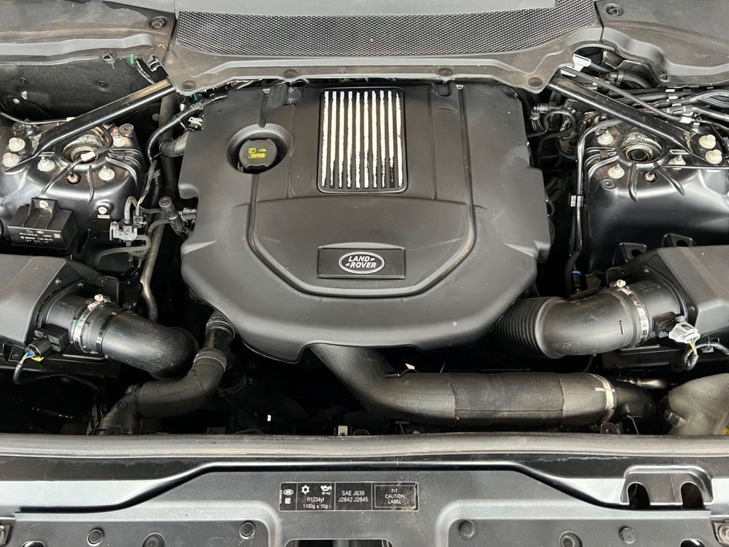 Used Land Rover Discovery 2019 for sale - 76395828: Photo 31