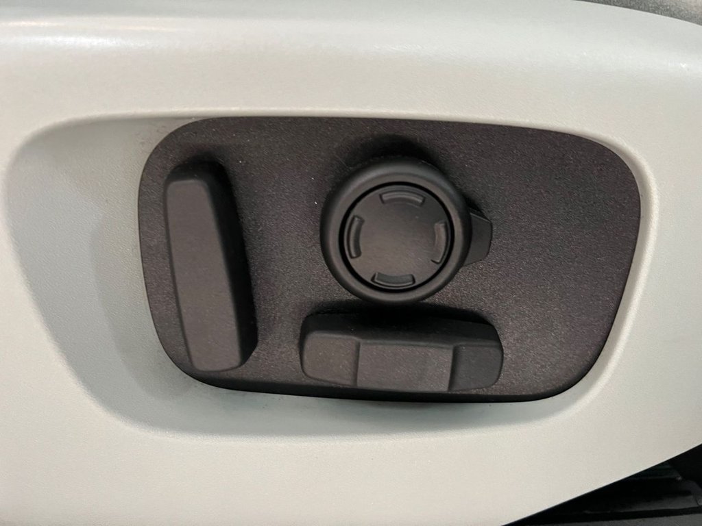 Used Land Rover Discovery 2019 for sale - 76395828: Photo 36