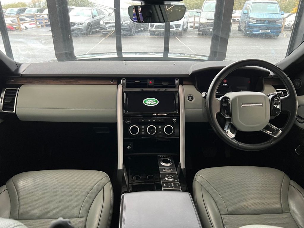 Used Land Rover Discovery 2019 for sale - 76395828: Photo 4