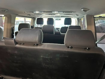Used Volkswagen Transporter Shuttle 2015 for sale - 78597674: Photo