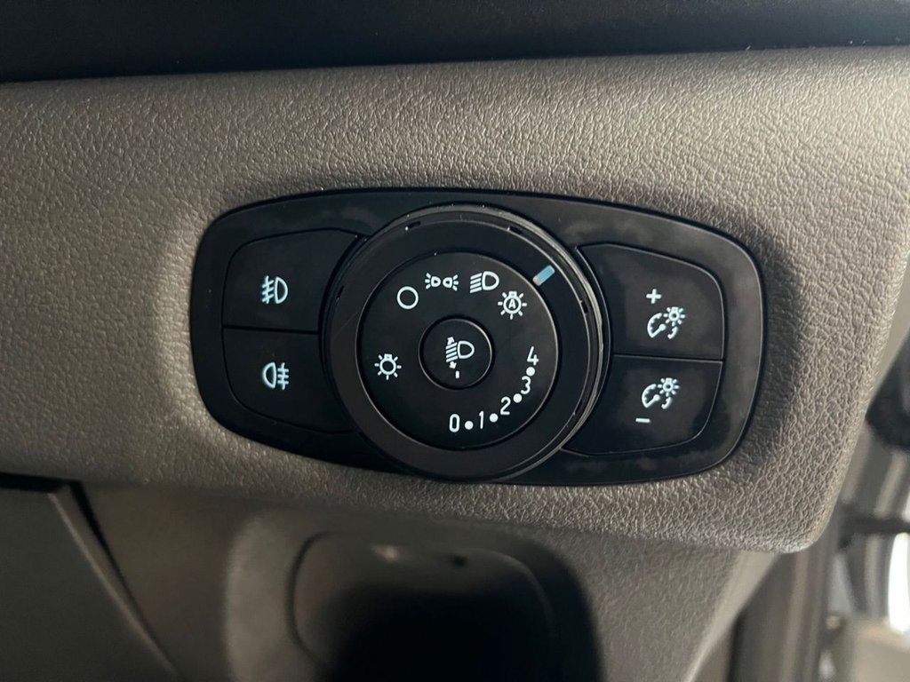 Used Ford Tourneo Custom 2020 for sale - 76604945: Photo 30