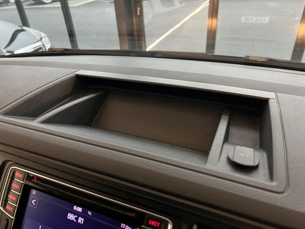 Used Volkswagen Transporter 2016 for sale - 76558565: Photo 45