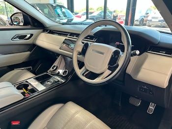 Used Land Rover Range Rover Velar 2018 for sale - 79288488: Photo