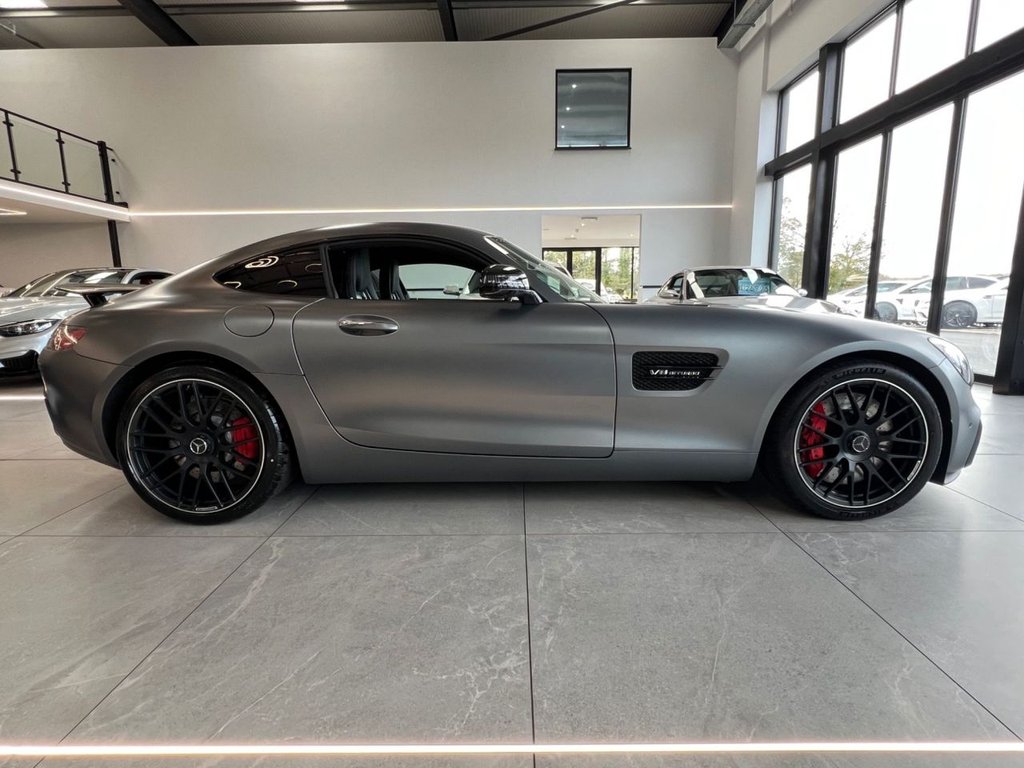 Used Mercedes-Benz AMG GT 2016 for sale - 76367501: Photo 2