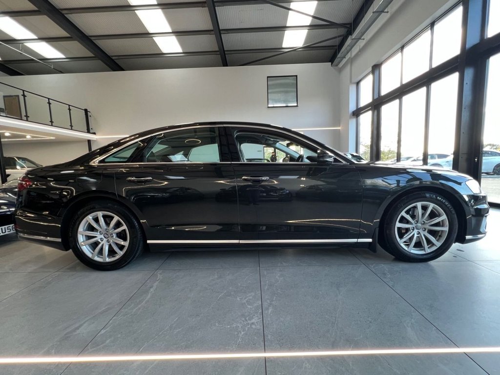 Used Audi A8 2018 for sale - 76367385: Photo 2