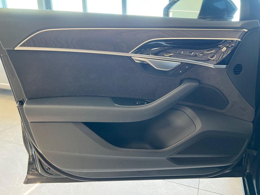 Used Audi A8 2018 for sale - 76367385: Photo 41