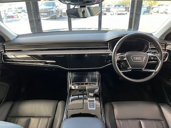 Used Audi A8 2018 for sale - 76367385: Photo