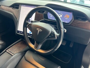 Used Tesla Model S 2019 for sale - 78330100: Photo