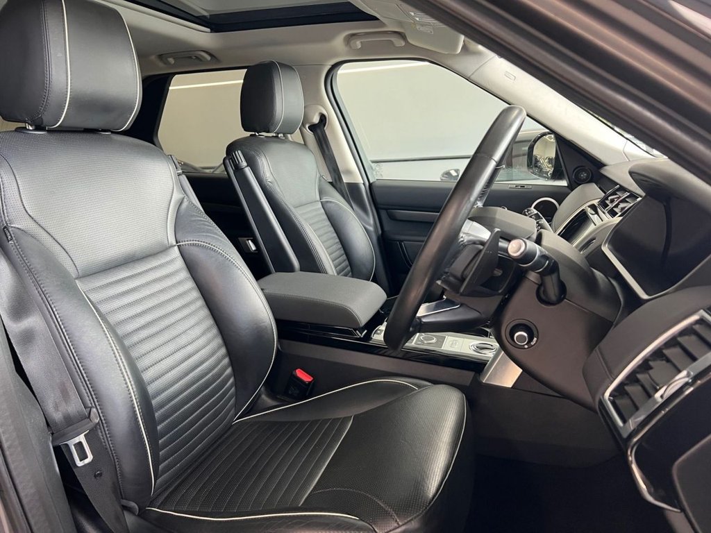 Used Land Rover Discovery 2019 for sale - 76740124: Photo 3