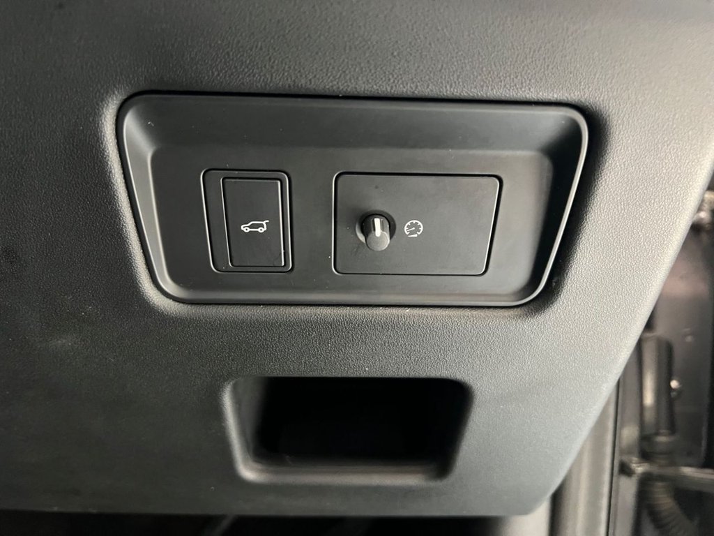 Used Land Rover Discovery 2019 for sale - 76740124: Photo 39