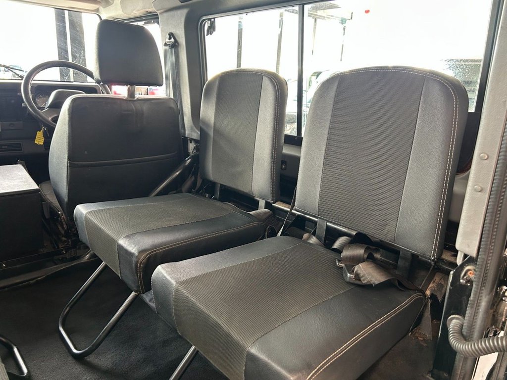 Used Land Rover Defender 2006 for sale - 77879878: Photo 17