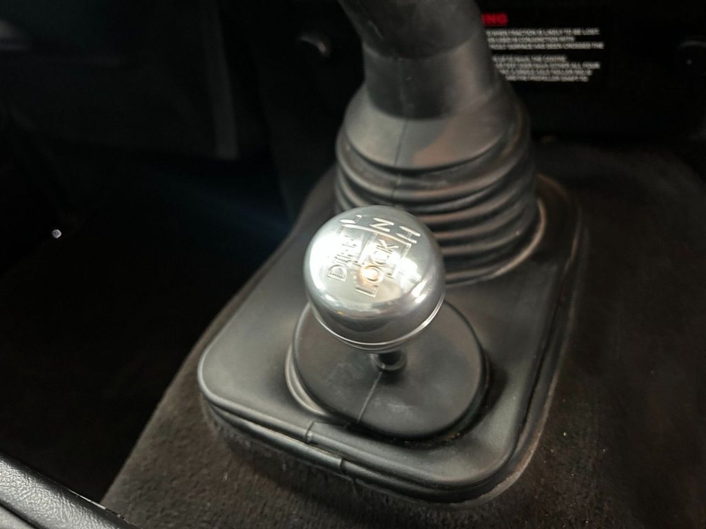 Used Land Rover Defender 2006 for sale - 77879878: Photo 35