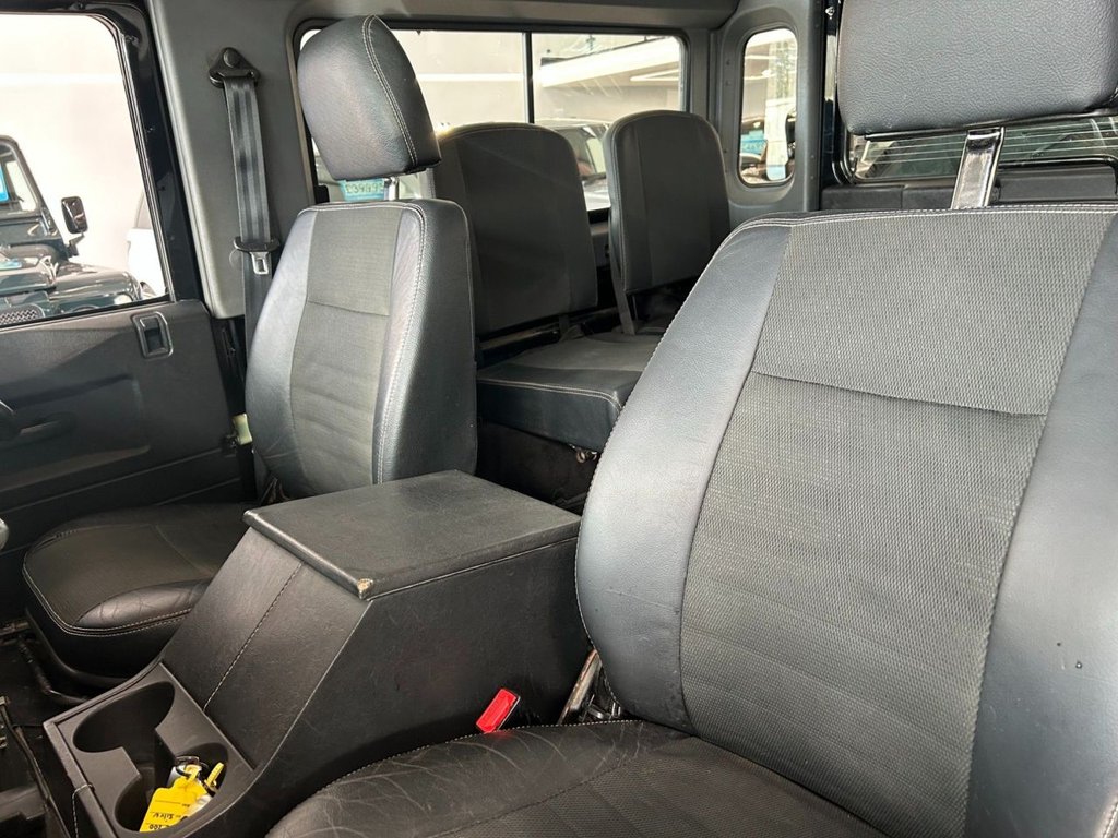 Used Land Rover Defender 2006 for sale - 77879878: Photo 46