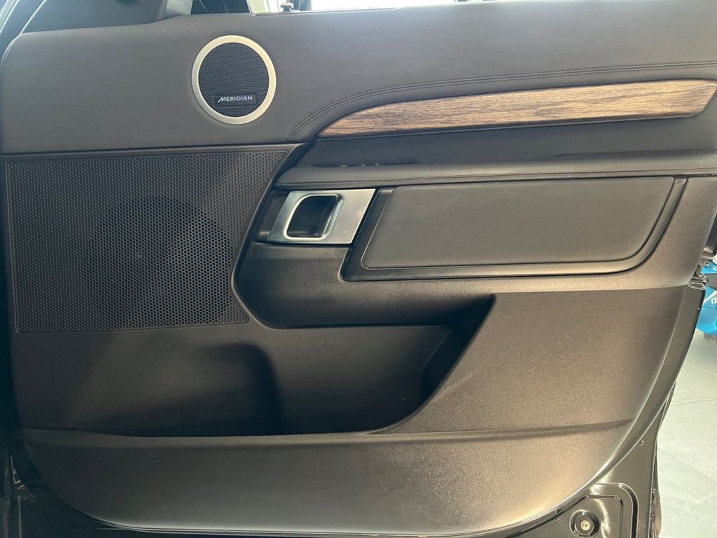Used Land Rover Discovery 2018 for sale - 76367457: Photo 31