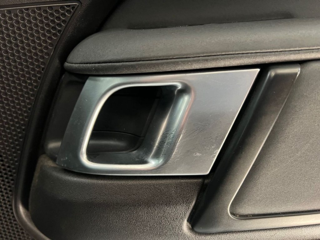 Used Land Rover Discovery 2018 for sale - 76367457: Photo 34