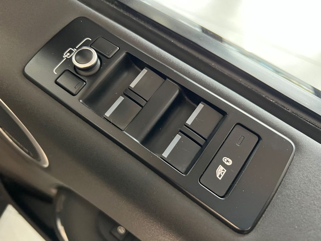 Used Land Rover Discovery 2018 for sale - 76367457: Photo 36