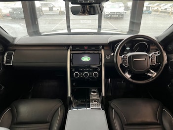 Used Land Rover Discovery 2018 for sale - 76367457: Photo