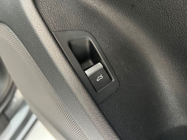 Used Audi Q7 2016 for sale - 75548758: Photo 37