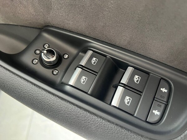 Used Audi Q7 2016 for sale - 75548758: Photo 38