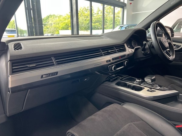 Used Audi Q7 2016 for sale - 75548758: Photo 46