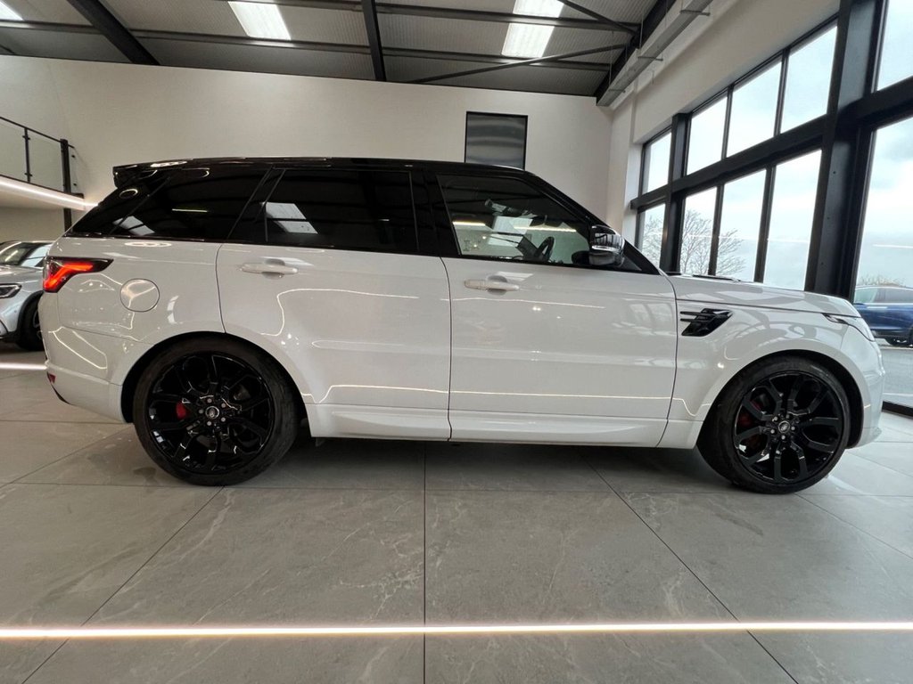 Used Land Rover Range Rover Sport 2018 for sale - 76604699: Photo 2