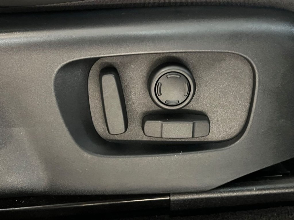 Used Land Rover Range Rover Sport 2018 for sale - 76604699: Photo 30