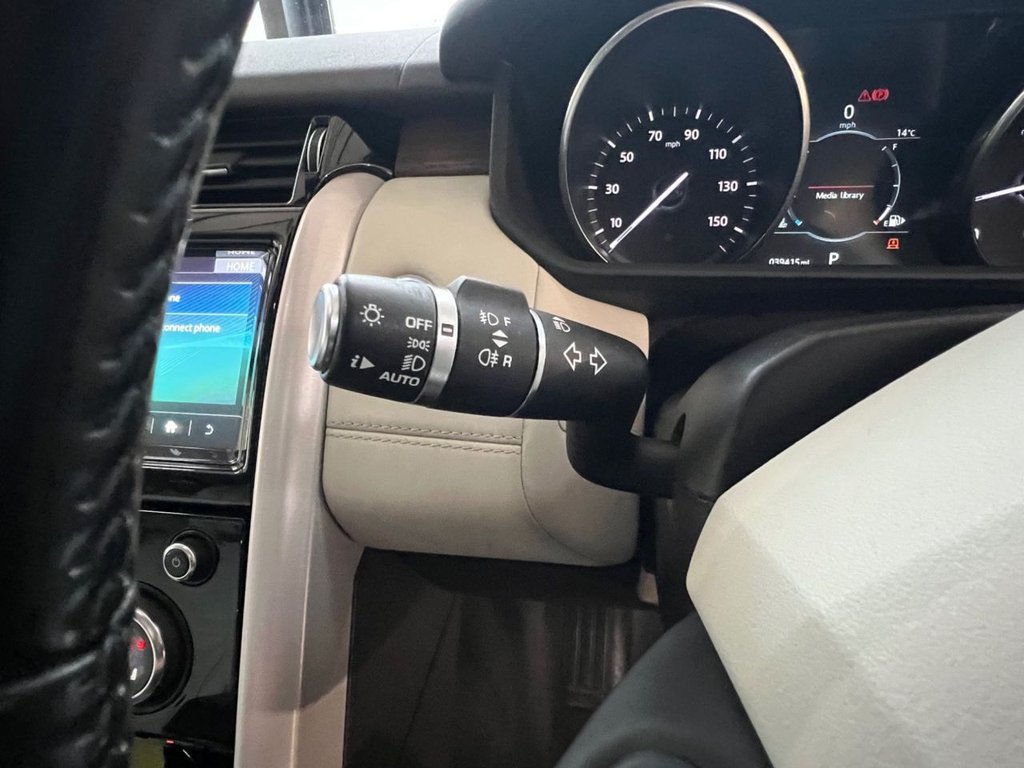 Used Land Rover Discovery 2017 for sale - 76654603: Photo 45