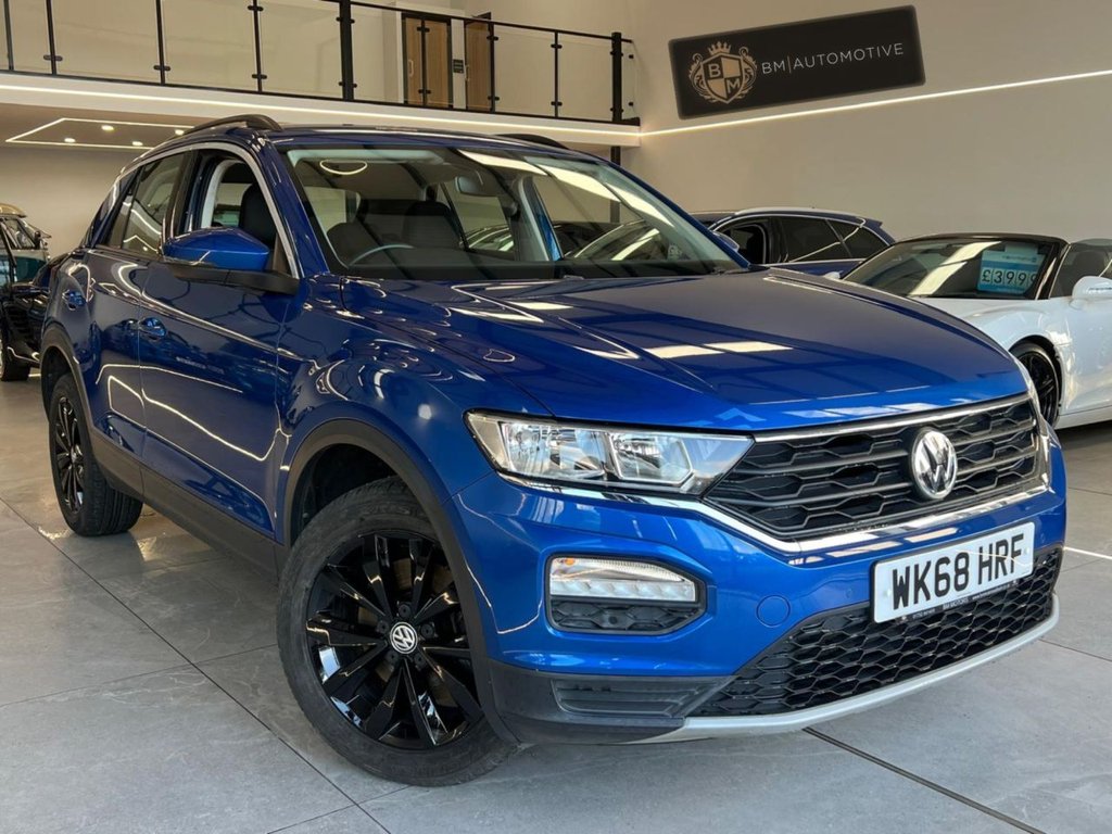 Used Volkswagen T-Roc 2018 for sale - 76900801: Photo 1