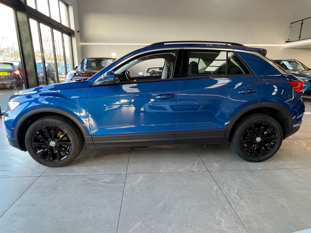 Used Volkswagen T-Roc 2018 for sale - 76900801: Photo 15