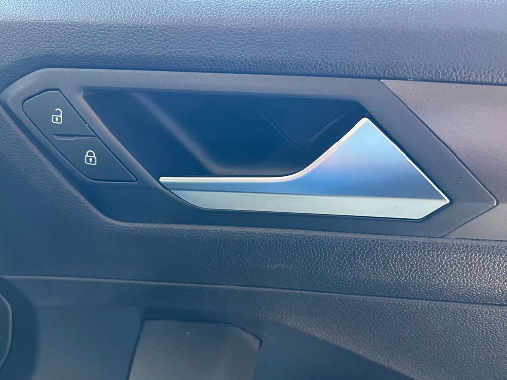 Used Volkswagen T-Roc 2018 for sale - 76900801: Photo 27